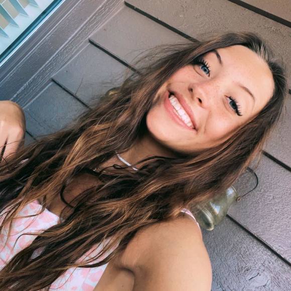 chloejohnson375